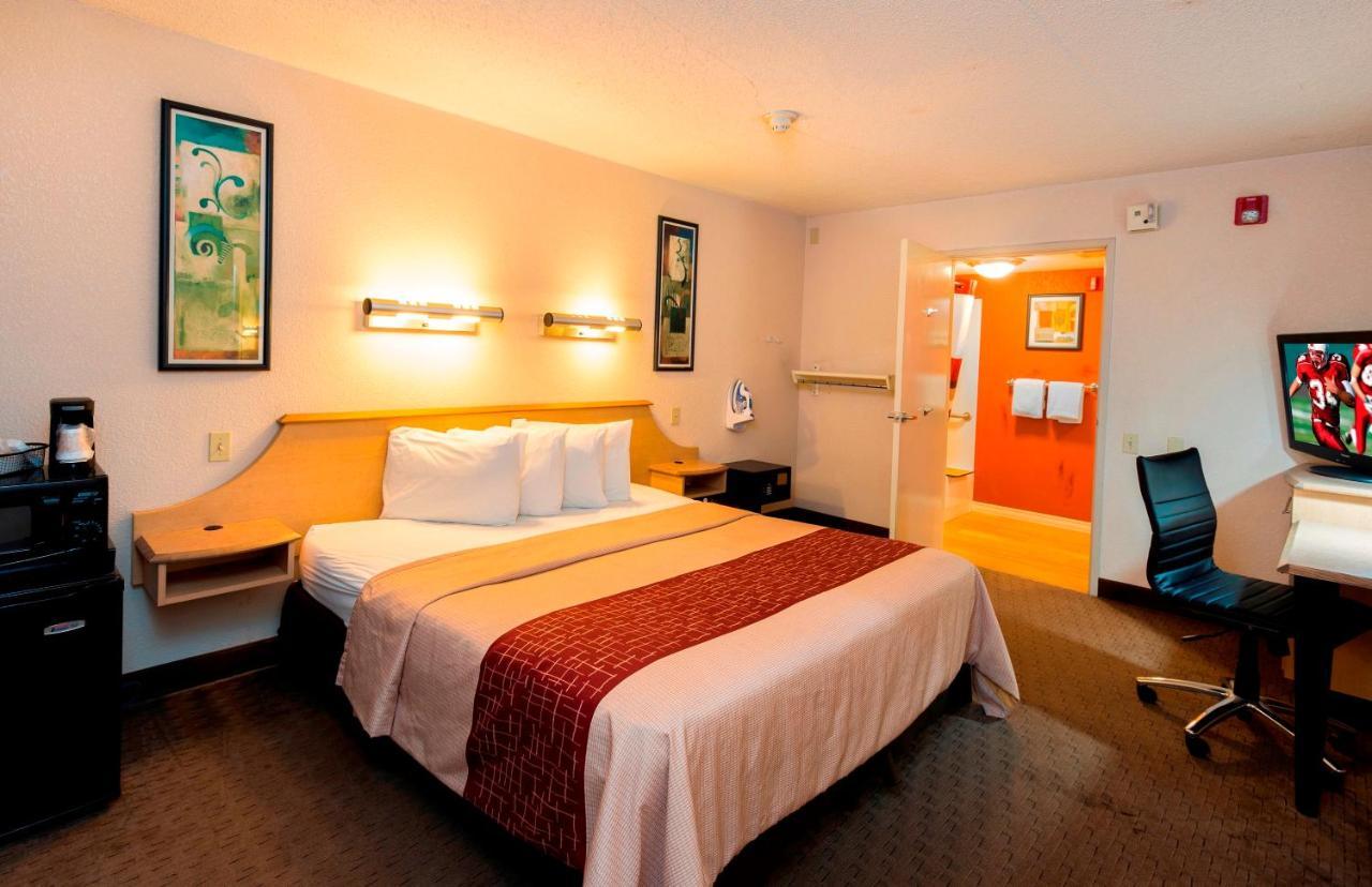 Red Roof Inn Buffalo - Hamburg/ I-90 المظهر الخارجي الصورة